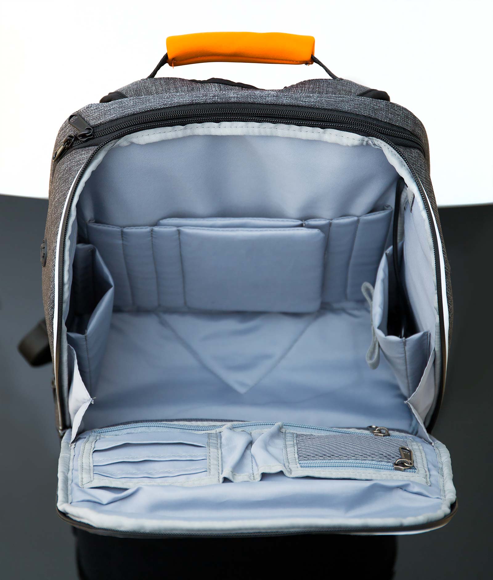 udee-backpack-upper-interior – Light And Matter